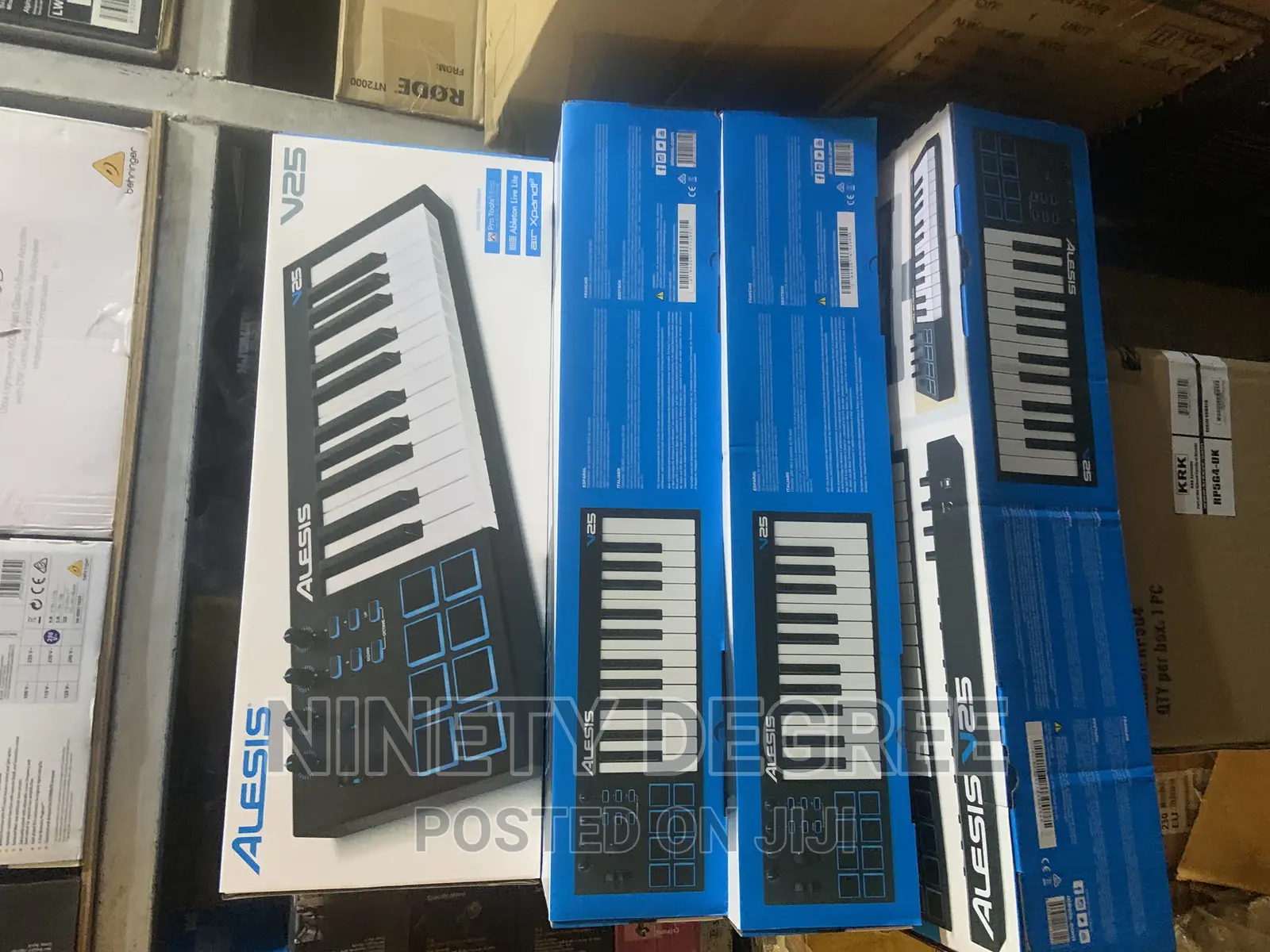 Alesis V25 Midi Keyboard