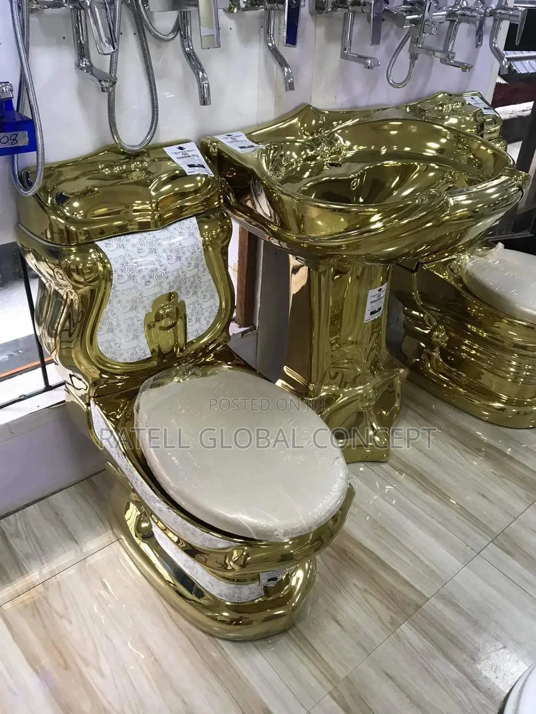 Rockford Golden Executive Wc