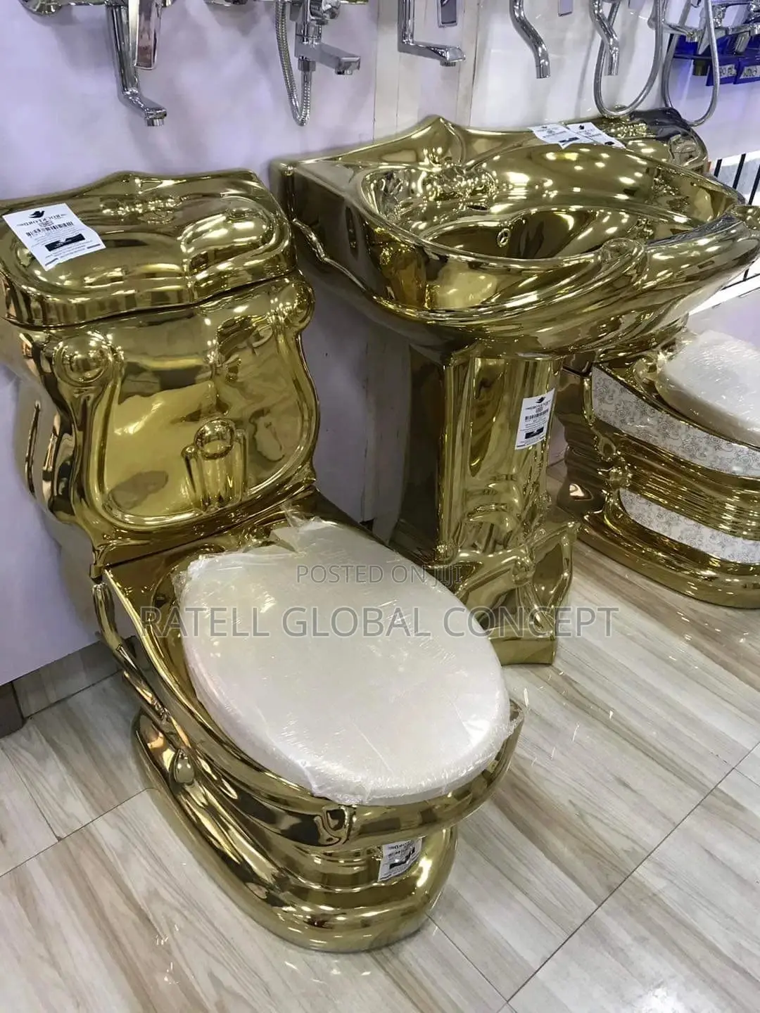 Rockford Golden Executive Wc