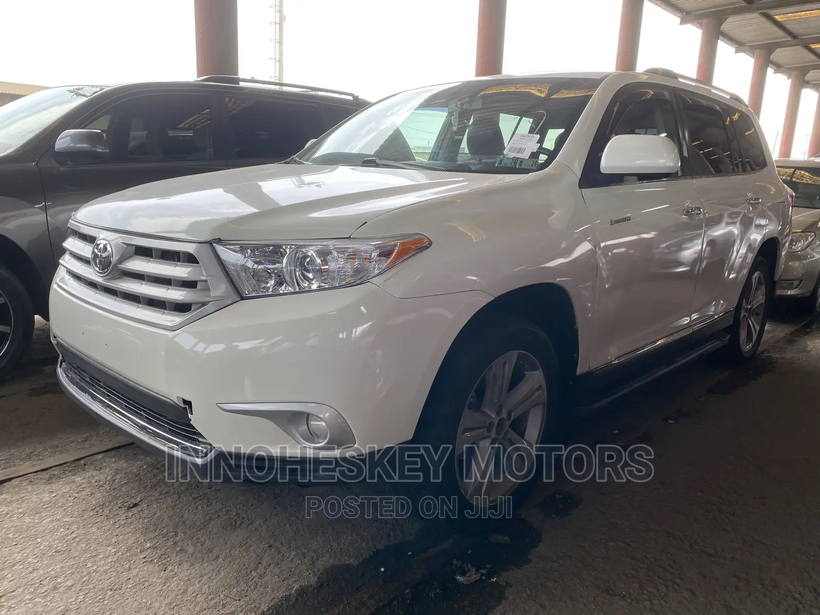 Toyota Highlander Limited 3.5l 4WD 2013 White