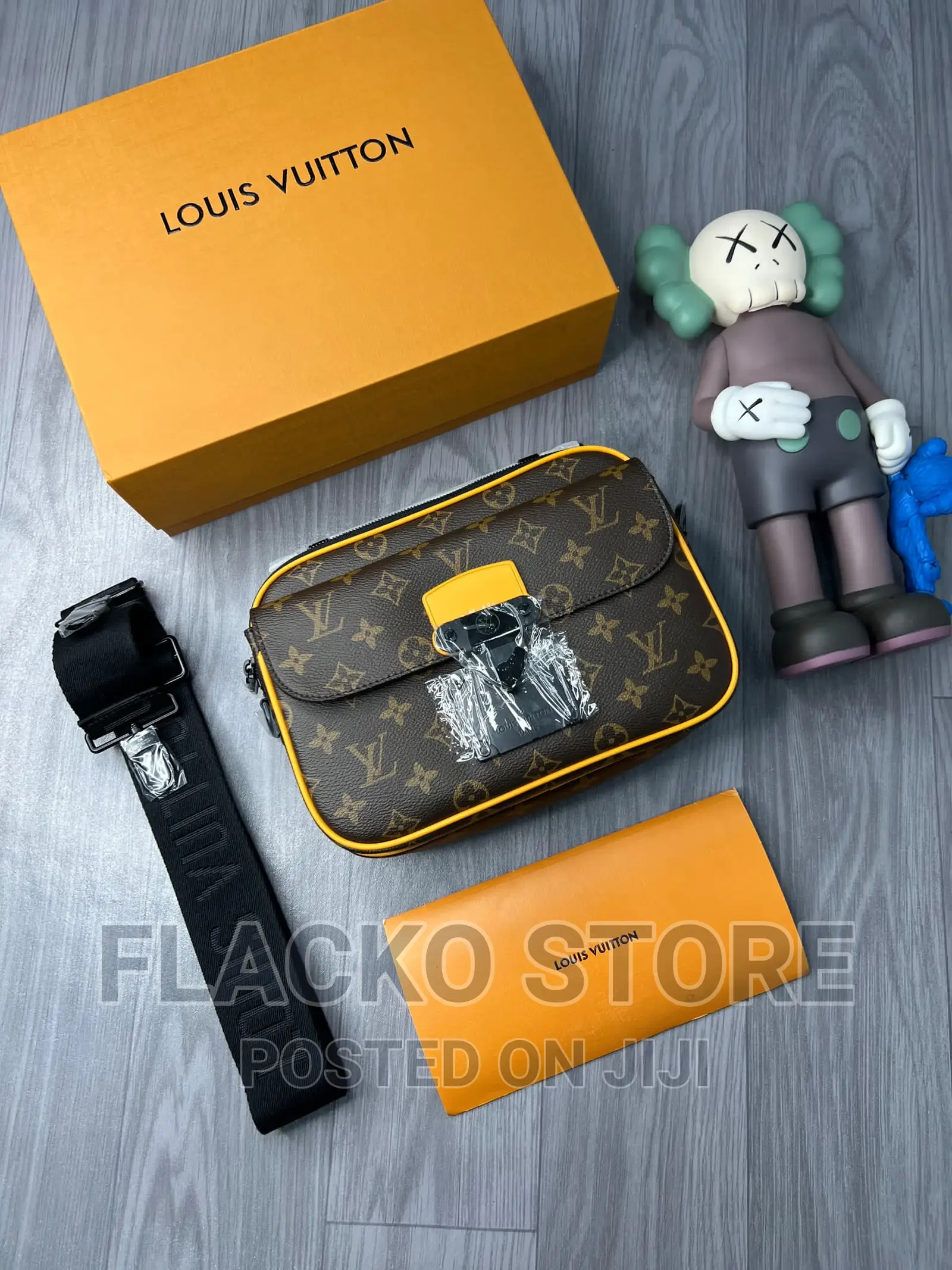 Original Christian Dior Crossbody Bags