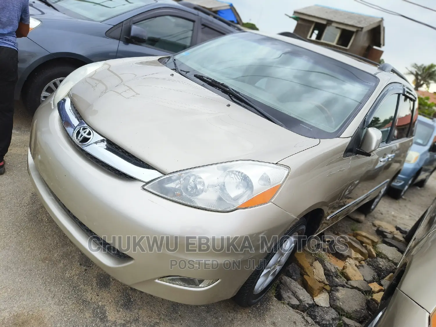 Toyota Sienna XLE Limited AWD 2006 Gold