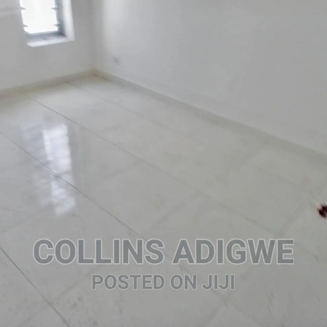 4bdrm Apartment in Lekki Phase 1,. for sale