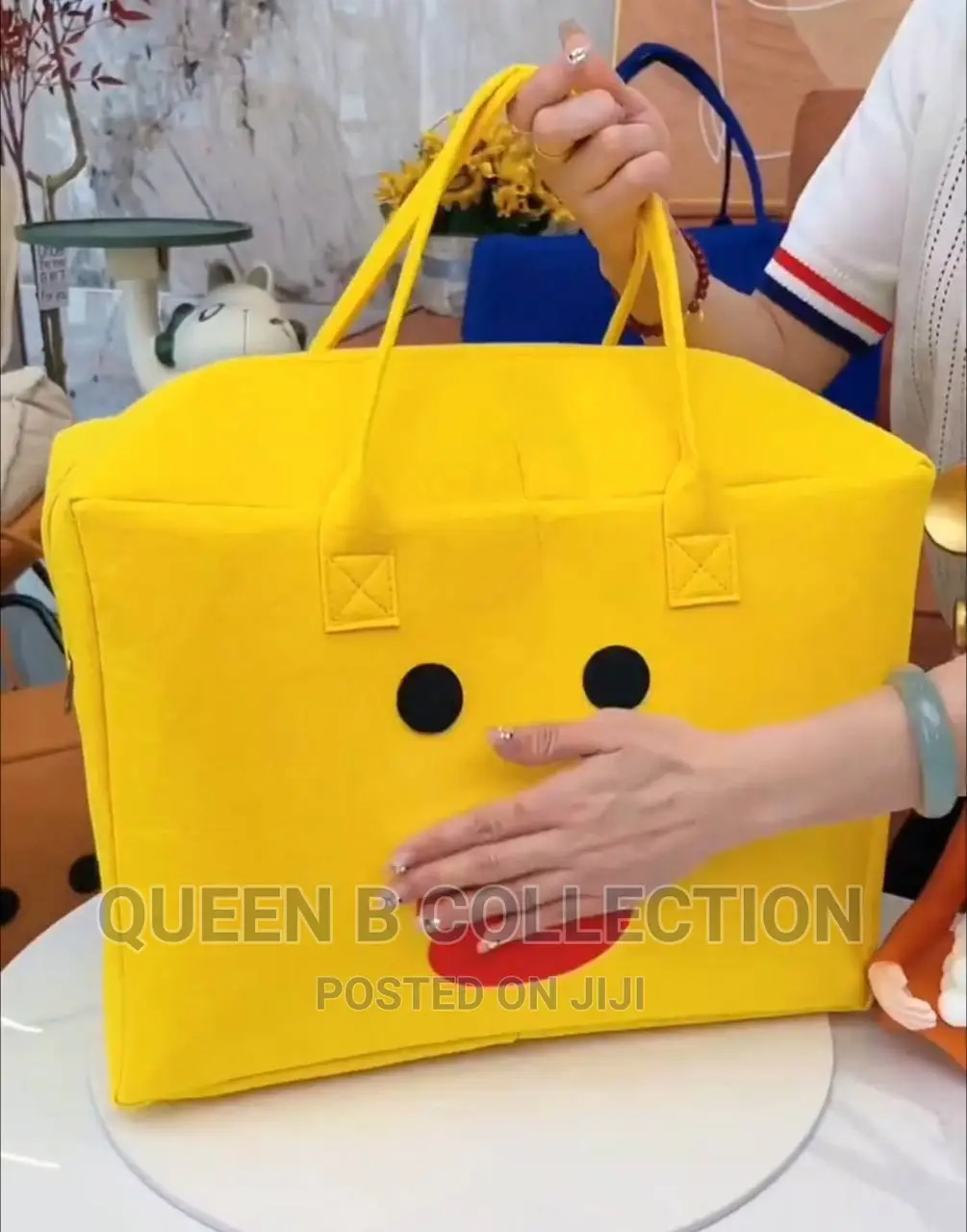 Portable Multifunctional Bag.