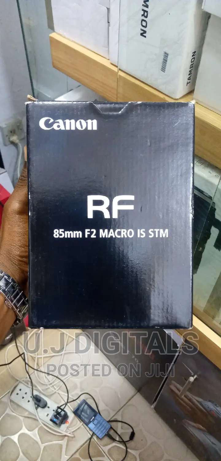 Canon 85mm RF Len's F2