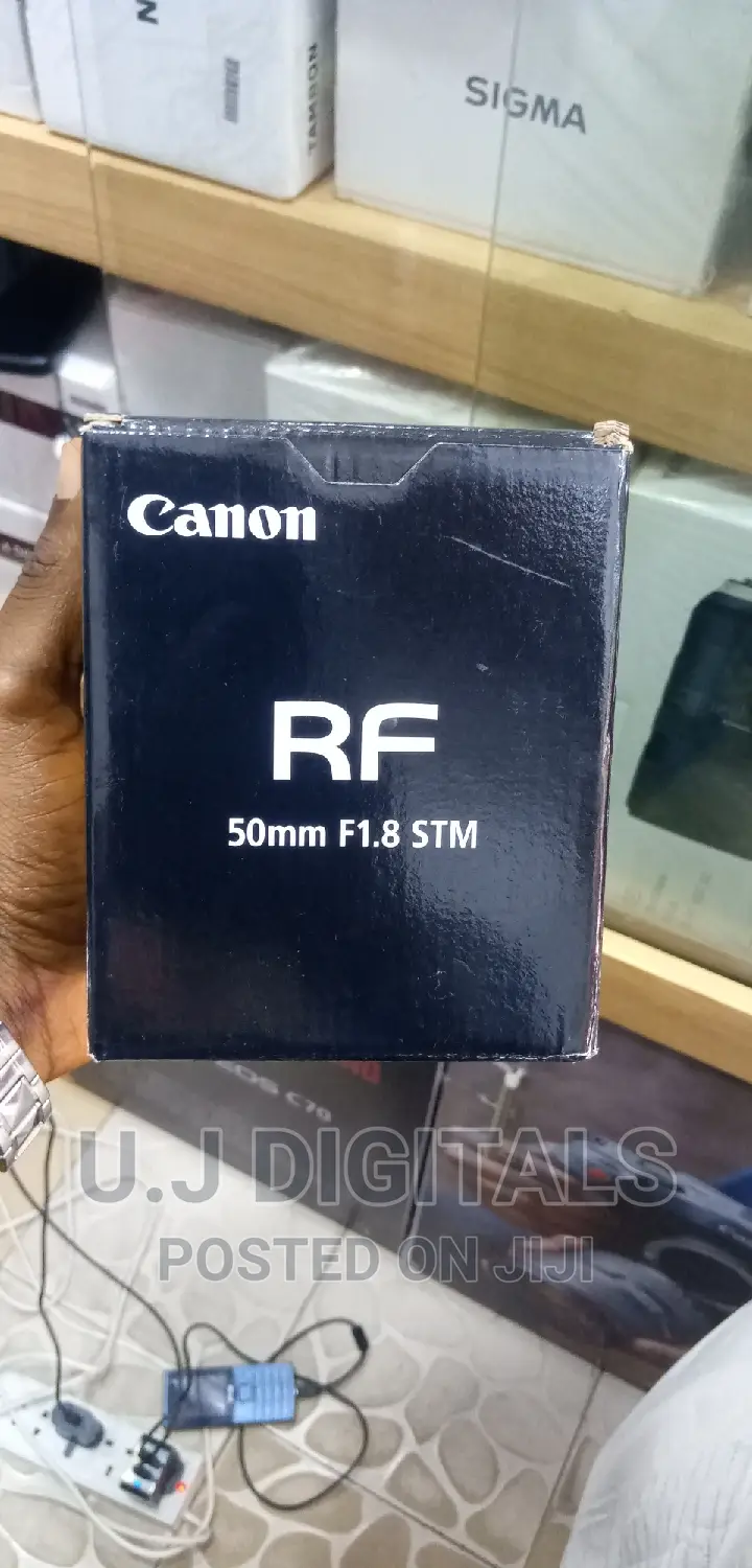 Canon 50mm RF Len's 1.8