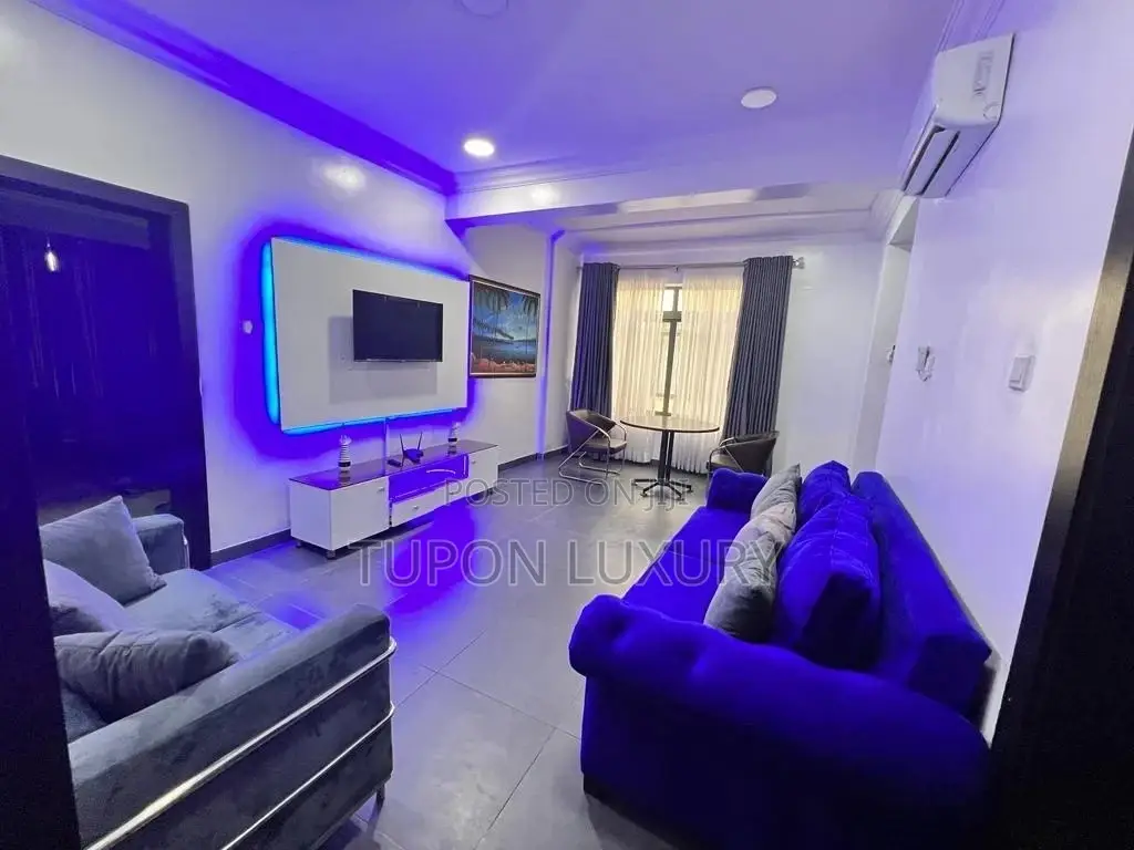 5 Bedroom Ocean View Penthouse With a Pool Snooker