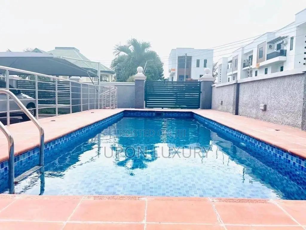 Luxury 3bedroom at Ikate