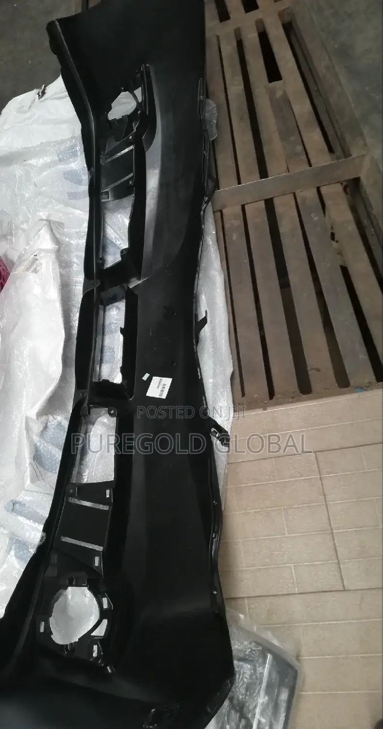 2014 Toyota Camry Sport Front Bumper