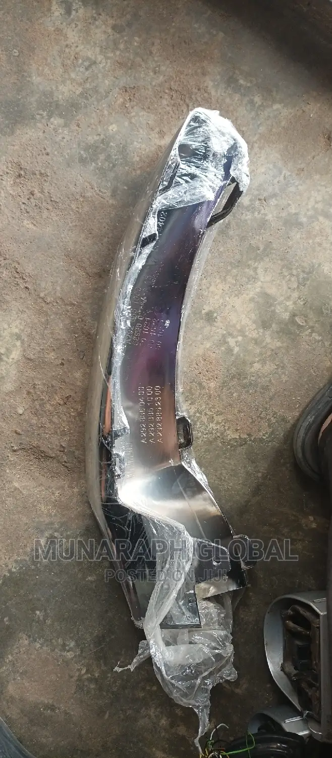 Mercedes Benz GLE 350 Front Bumper Chrome.