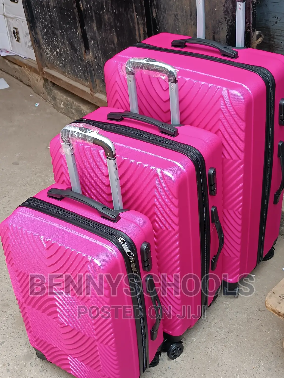 Set of 3 Rubber Plastic Travelling Luggage Boxes