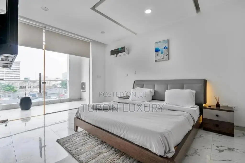 2bed With Pool and Gym in Victoria Island