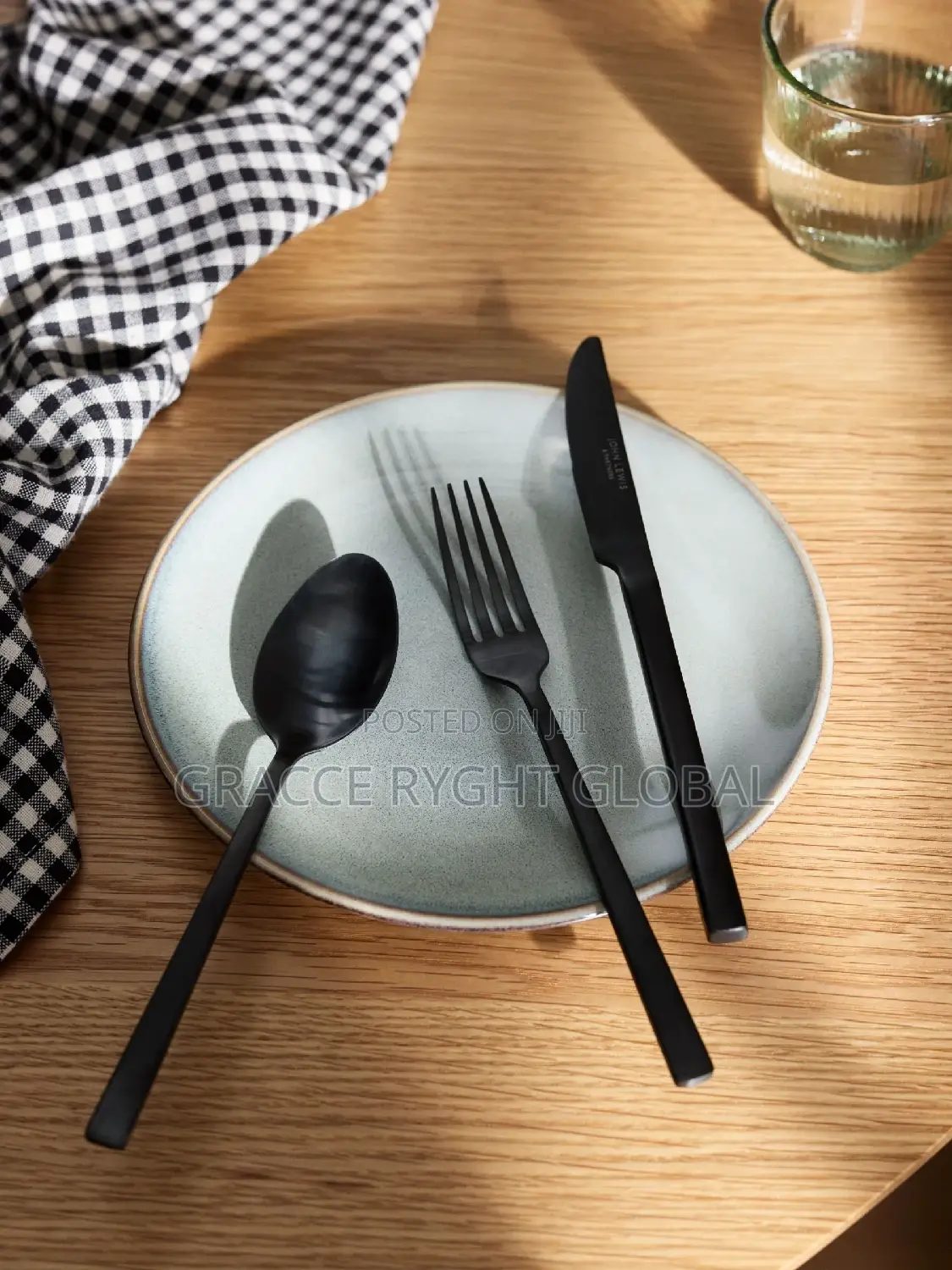 24pcs Black Cutlery Set