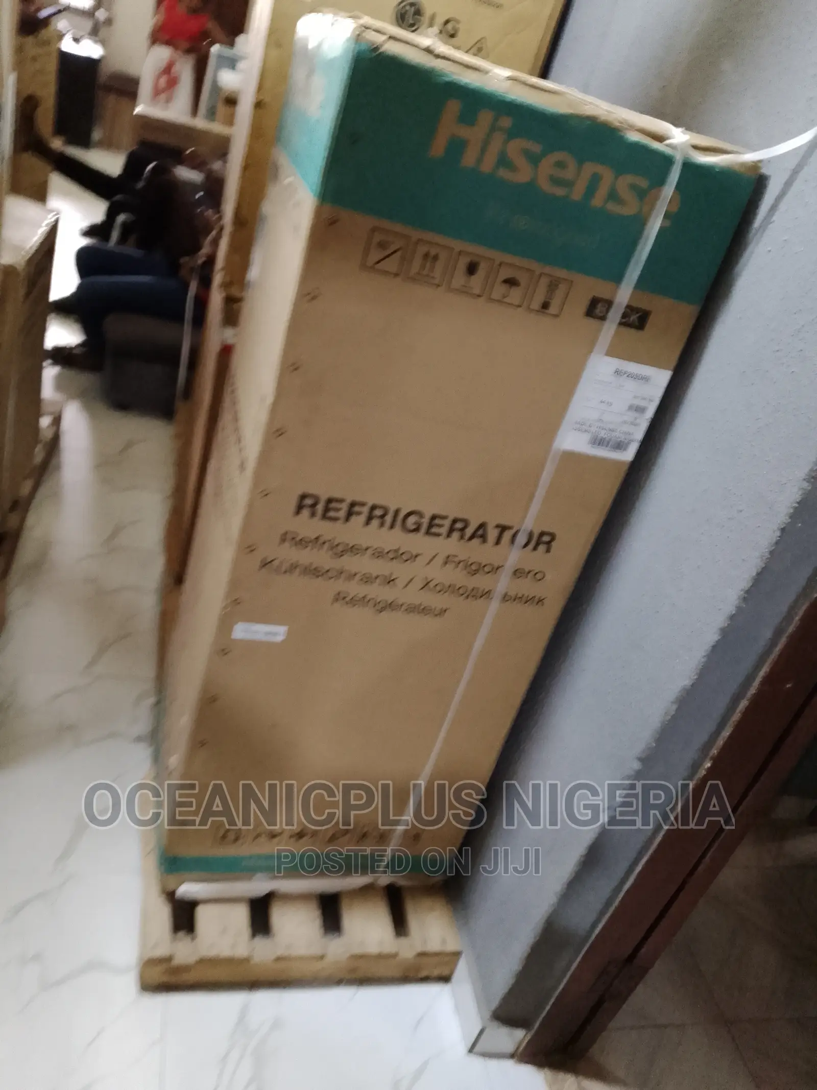 Hisense 204 Liters Refrigerator Double Door DRB-205 (RED)