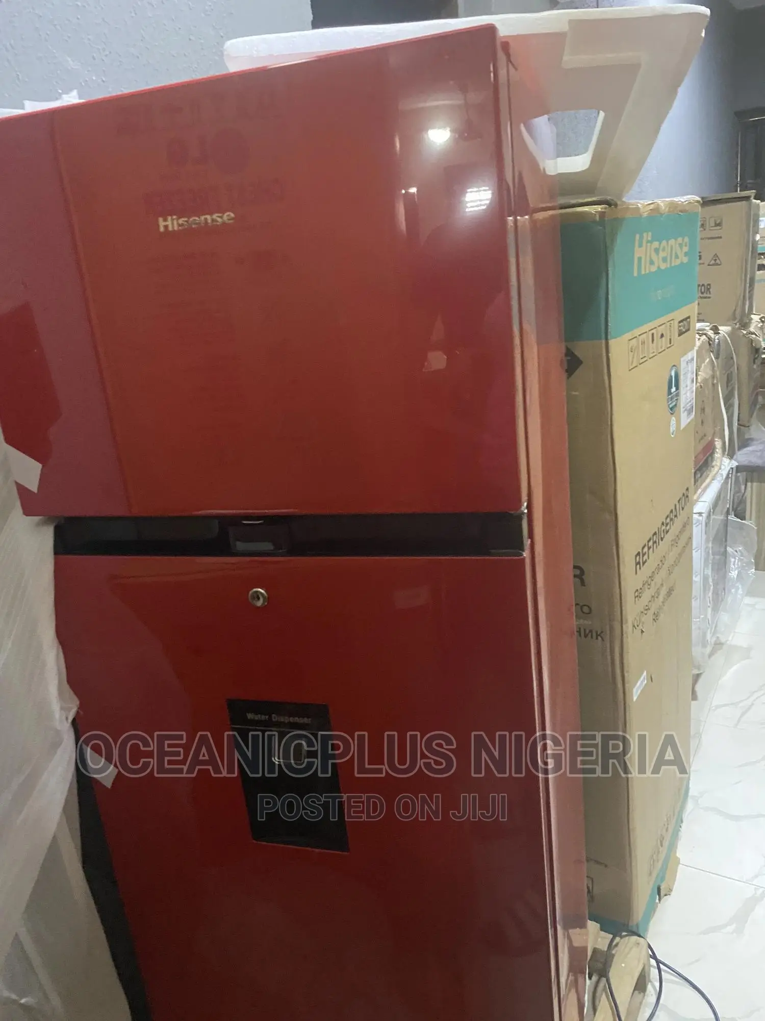 BEST SELLING Hisense 204 Liters Refrigerator Double Door RED