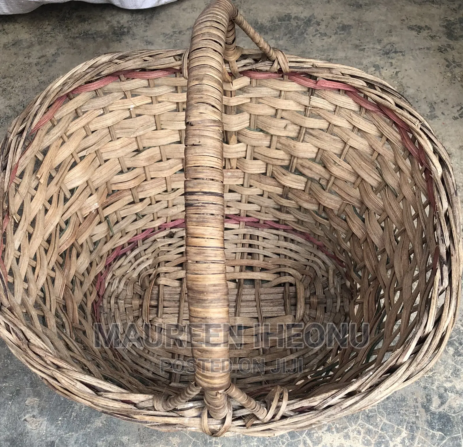 Hamper/Fruit Basket