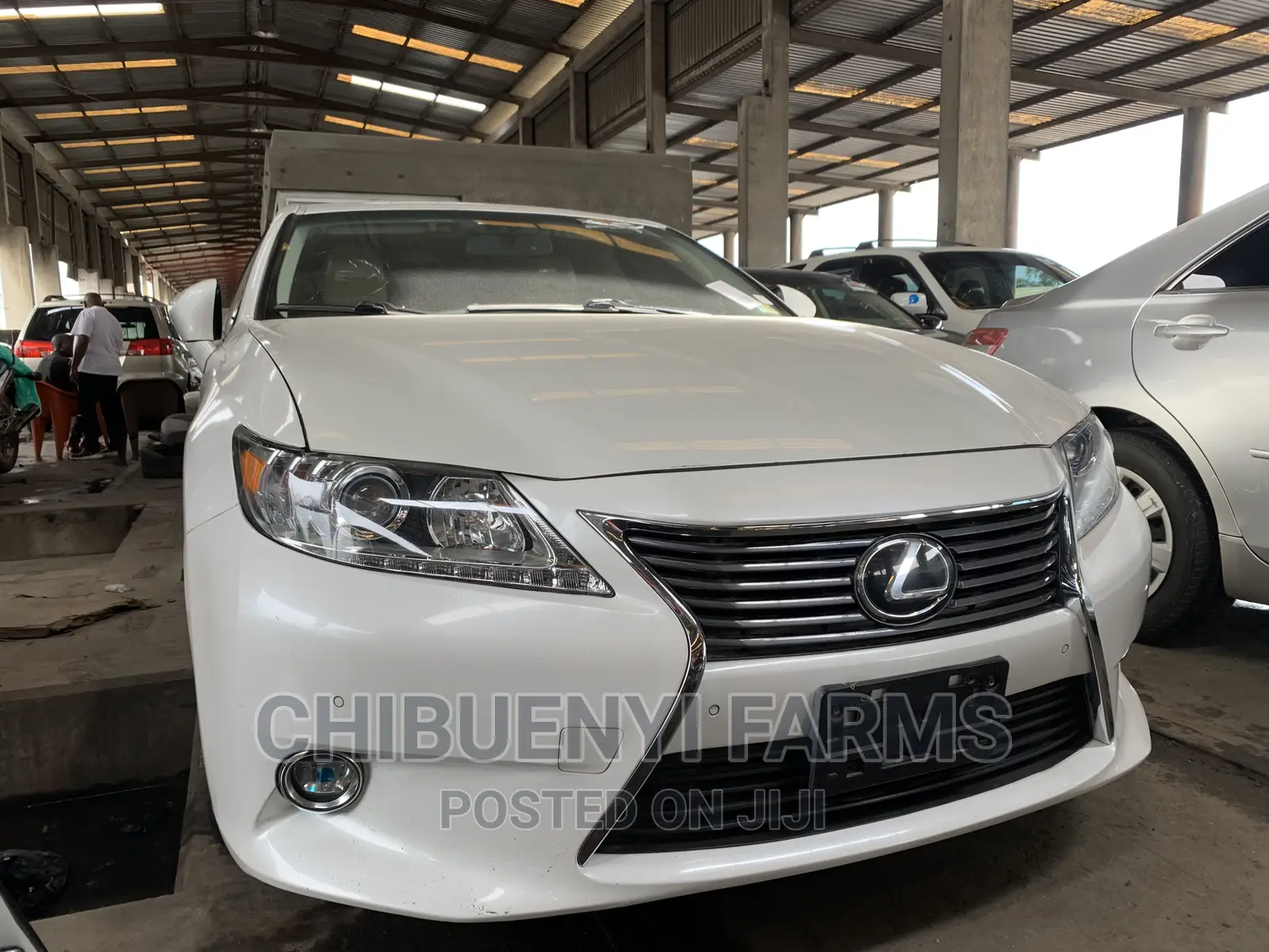 Lexus ES 350 FWD 2014 White