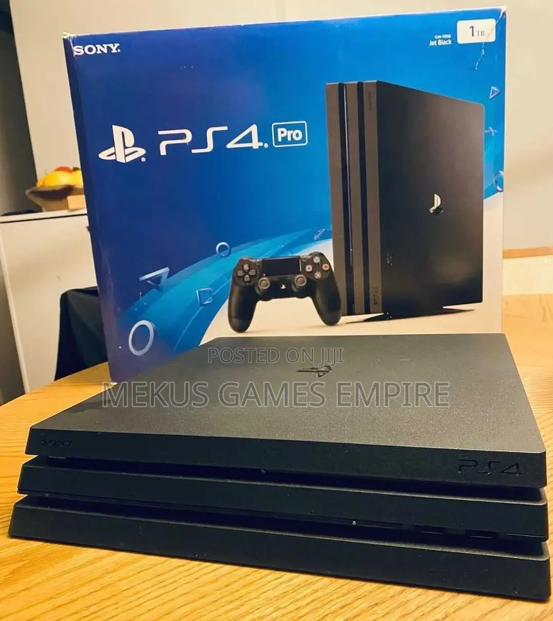 PS4 PRO CONSOLE OPEN BOX All of the Accessories Intact