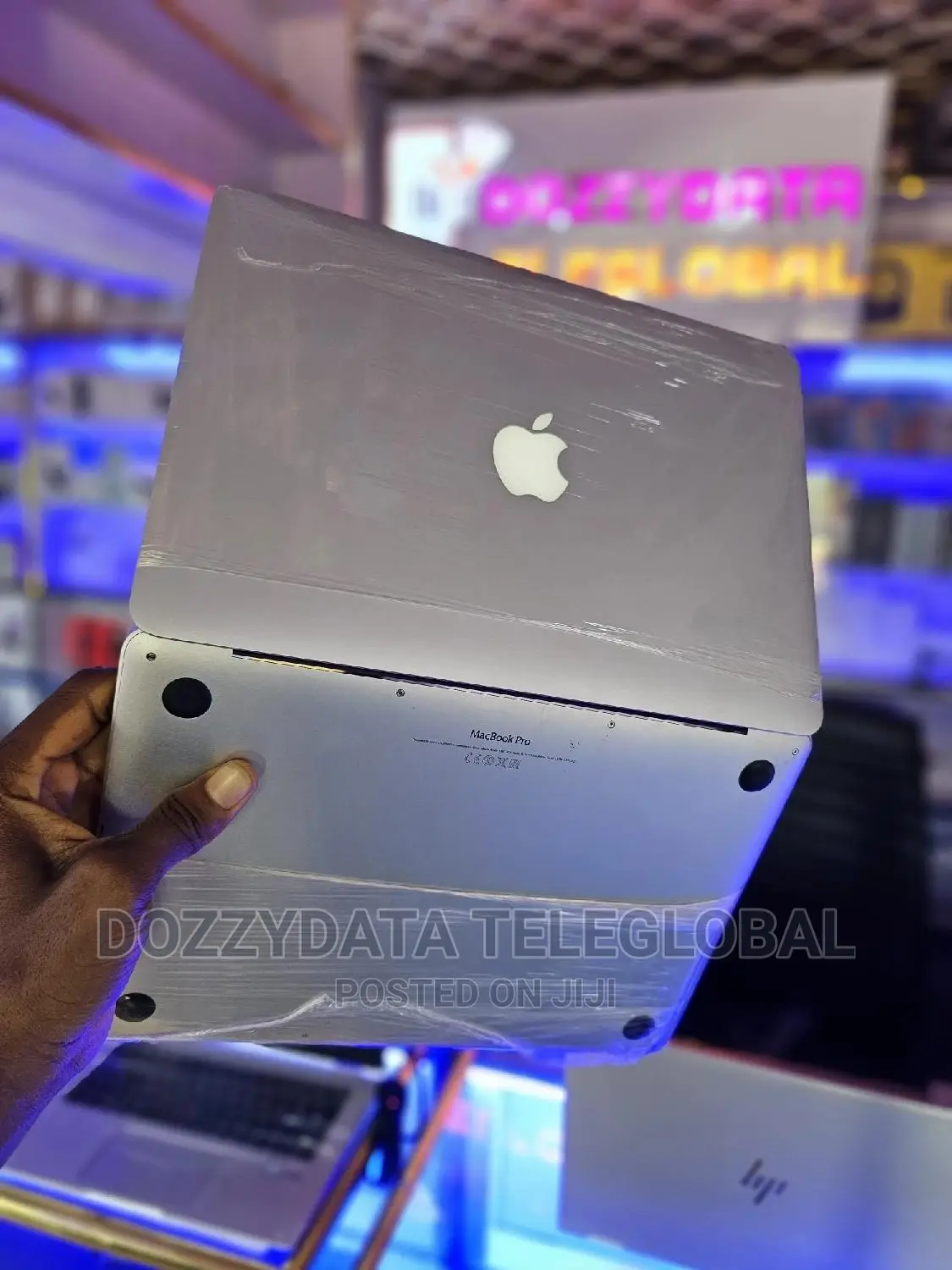 Laptop Apple MacBook Pro 8GB Intel Core I5 SSD 256GB