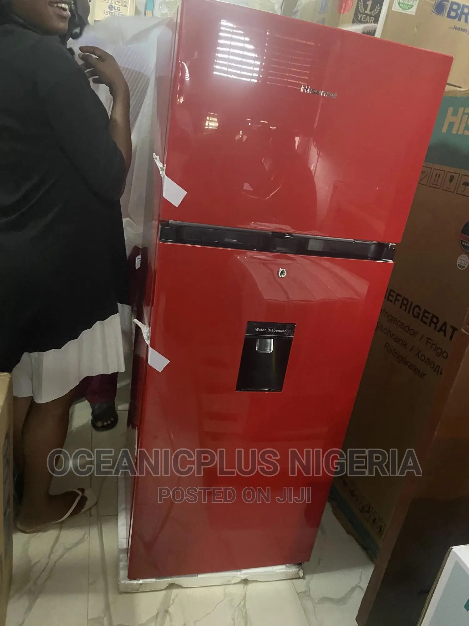 NEW IN Hisense 204 L Double Door Refrigerator With Water