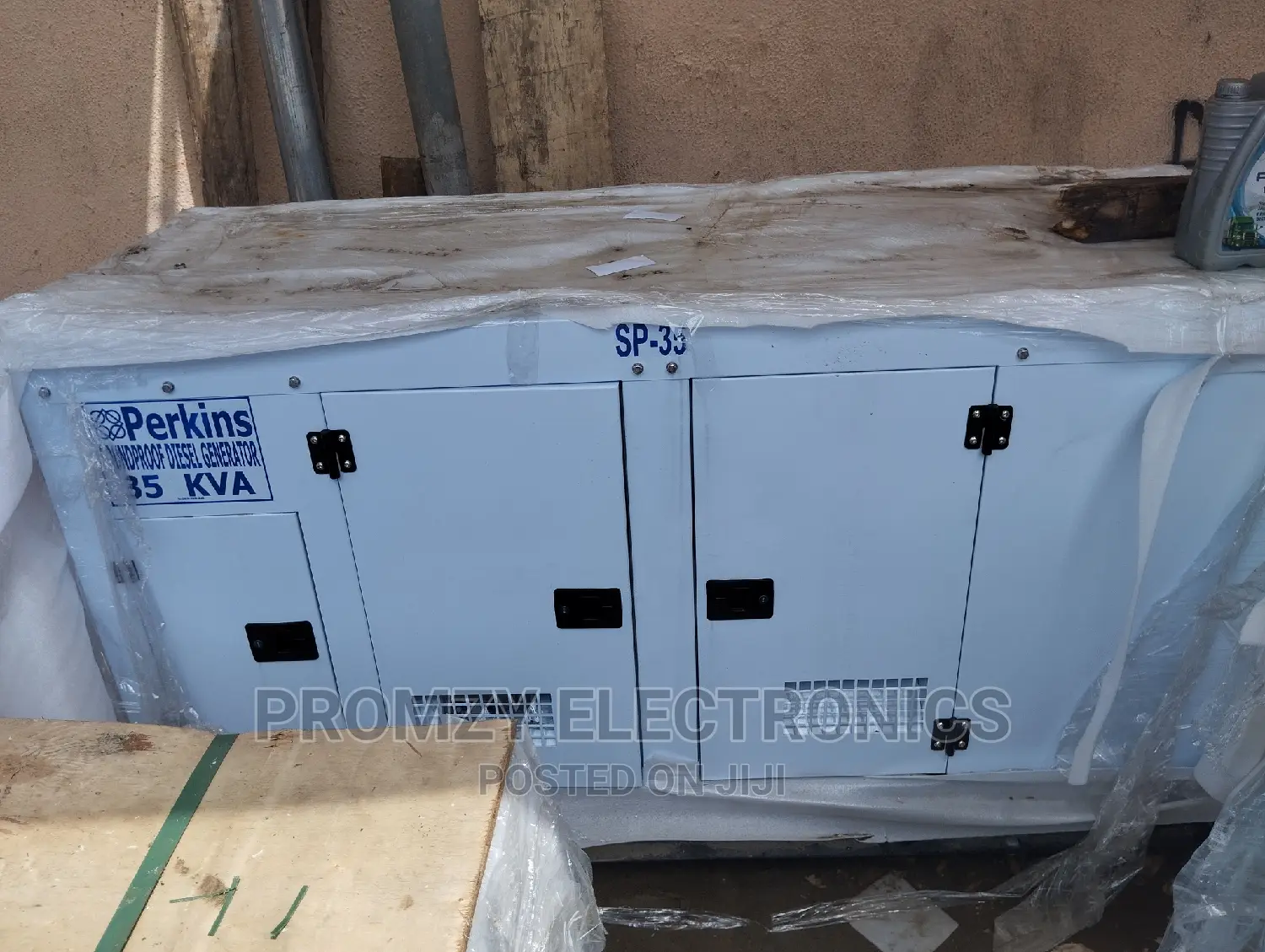 Perkins Diesel Soundproof Generator(35kva)100%