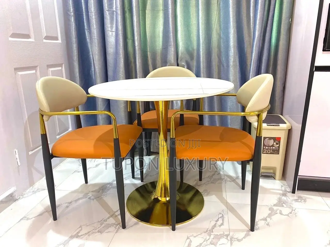 Clean Luxury 1 Bedroom Apartment.