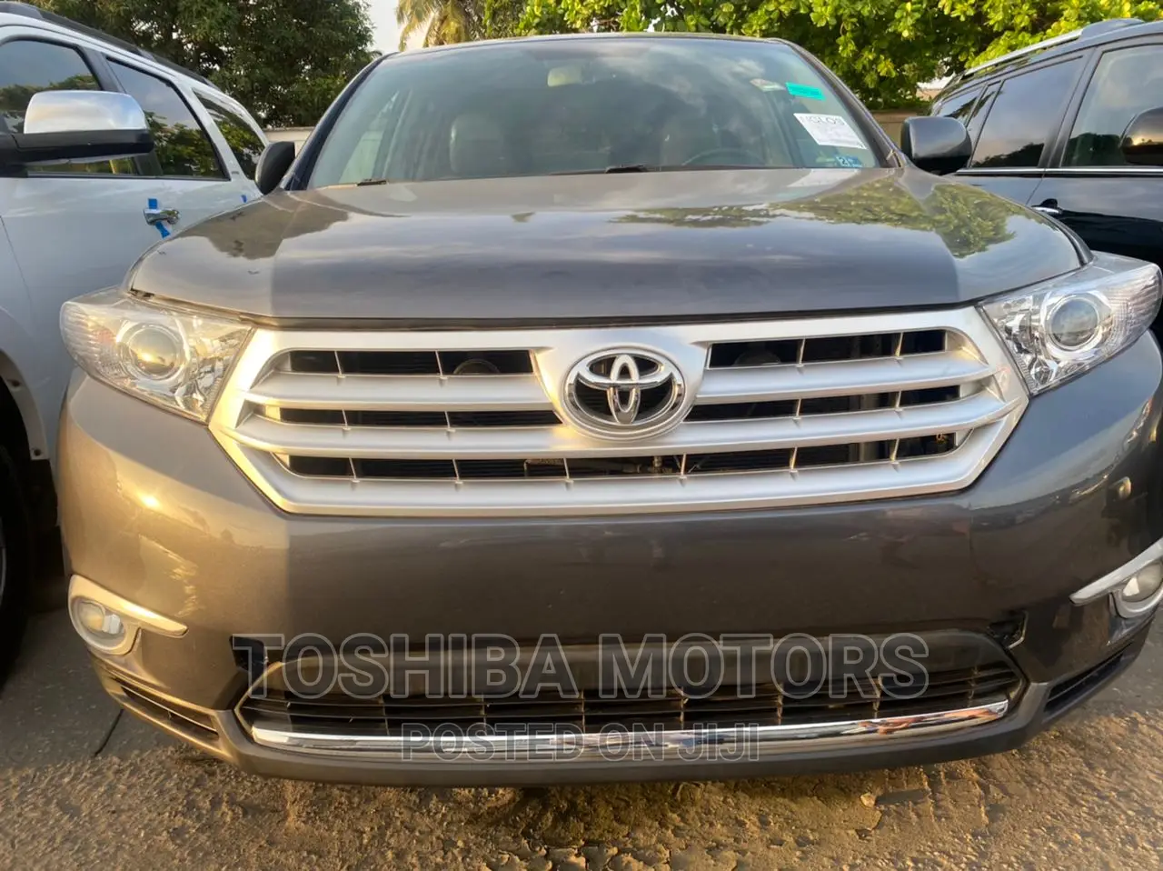 Toyota Highlander Limited 3.5l 4WD 2013 Gray