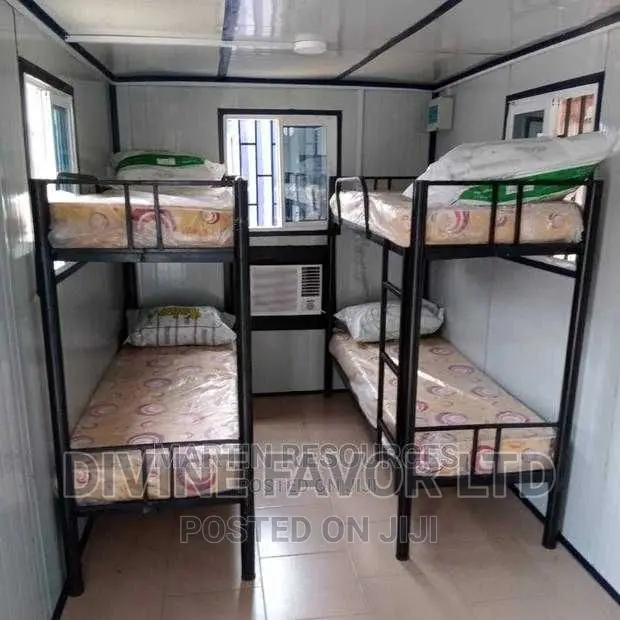 Student's Bunk Bed (3*2.5feet). It's Detachable.
