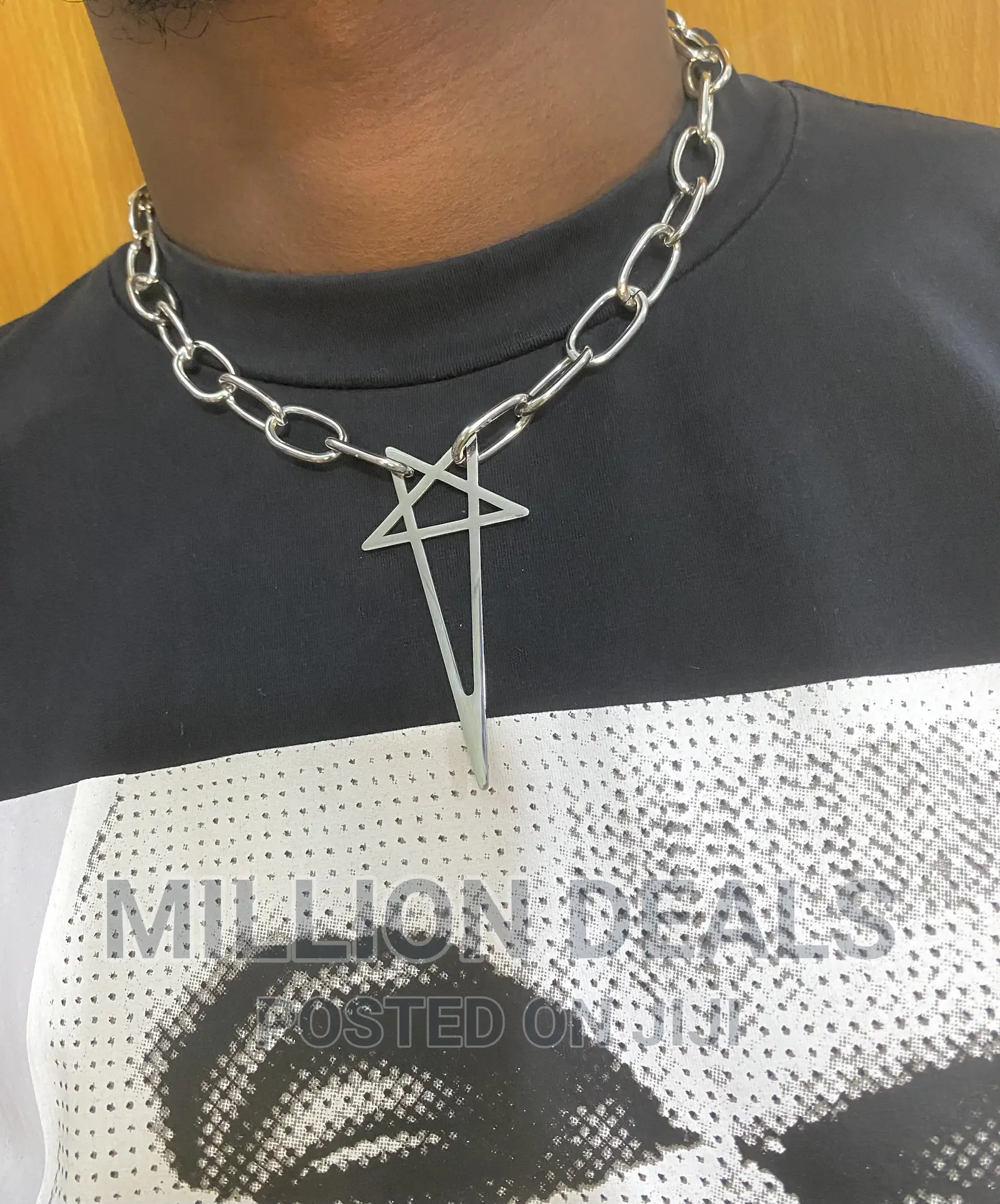 Stylish Pattern Steel Men’S Neckpiece Silver