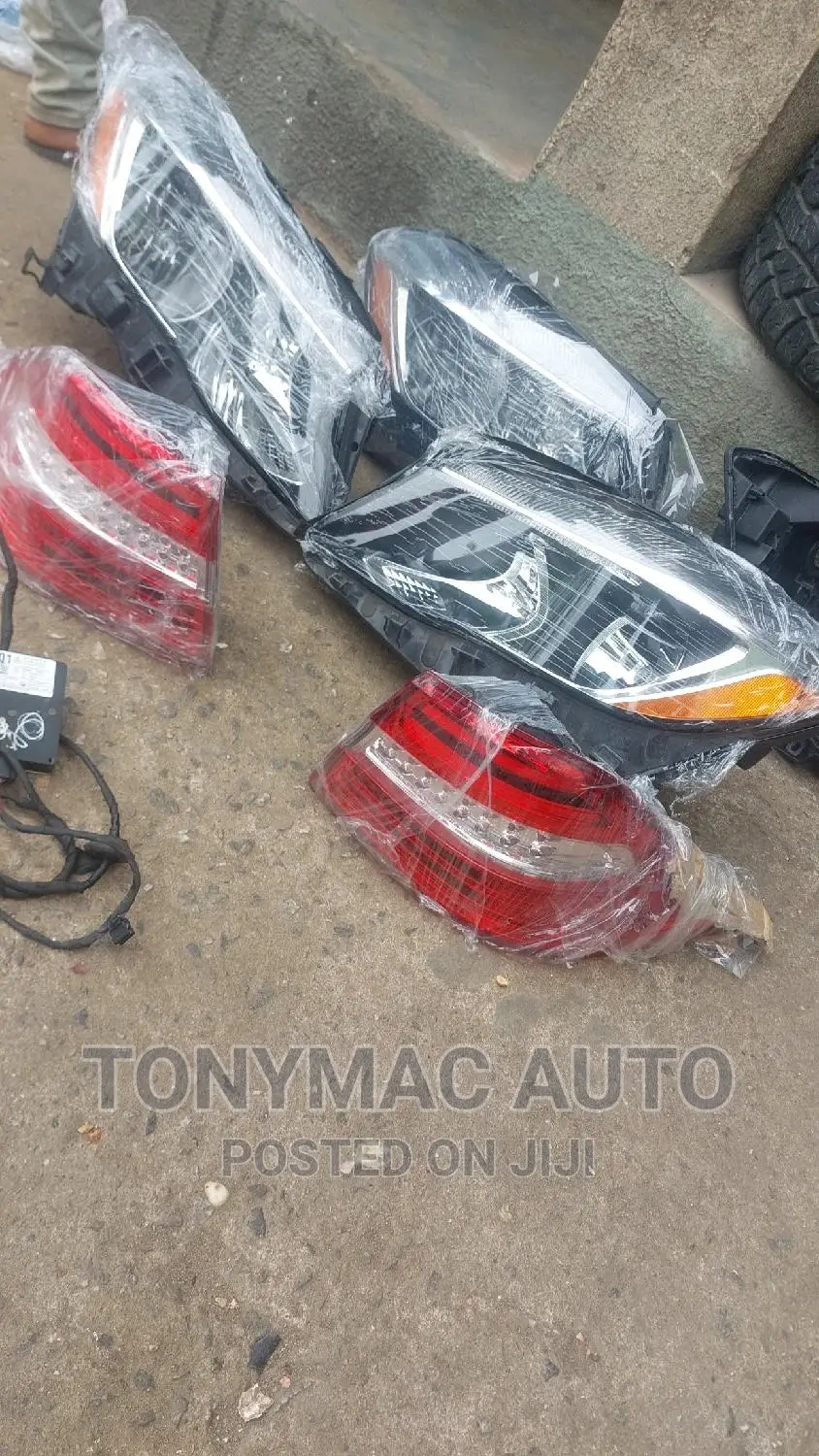 Mercedes-Benz GLA250 Headlights for GLA250