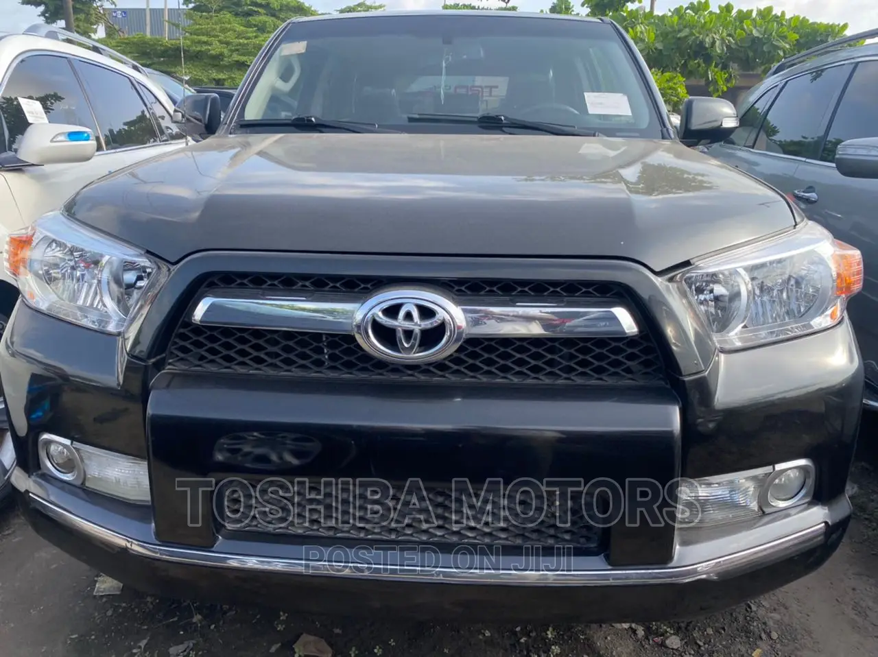 Toyota 4-Runner Limited 4WD 2010 Black
