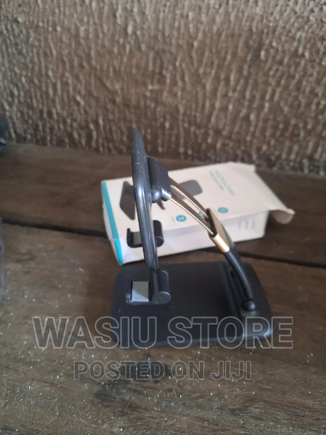 Adjustable Cell Phone Stand