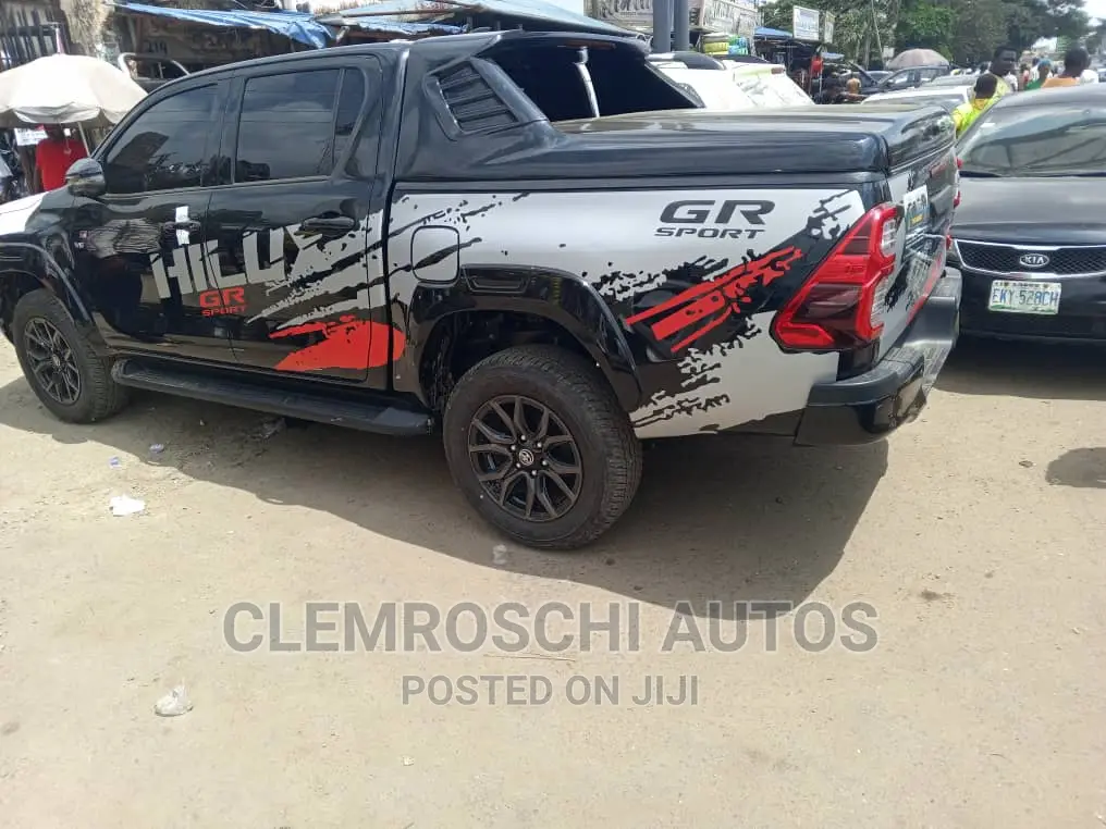 High Quality Certified Body Stickers Roller Cover Hilux 23