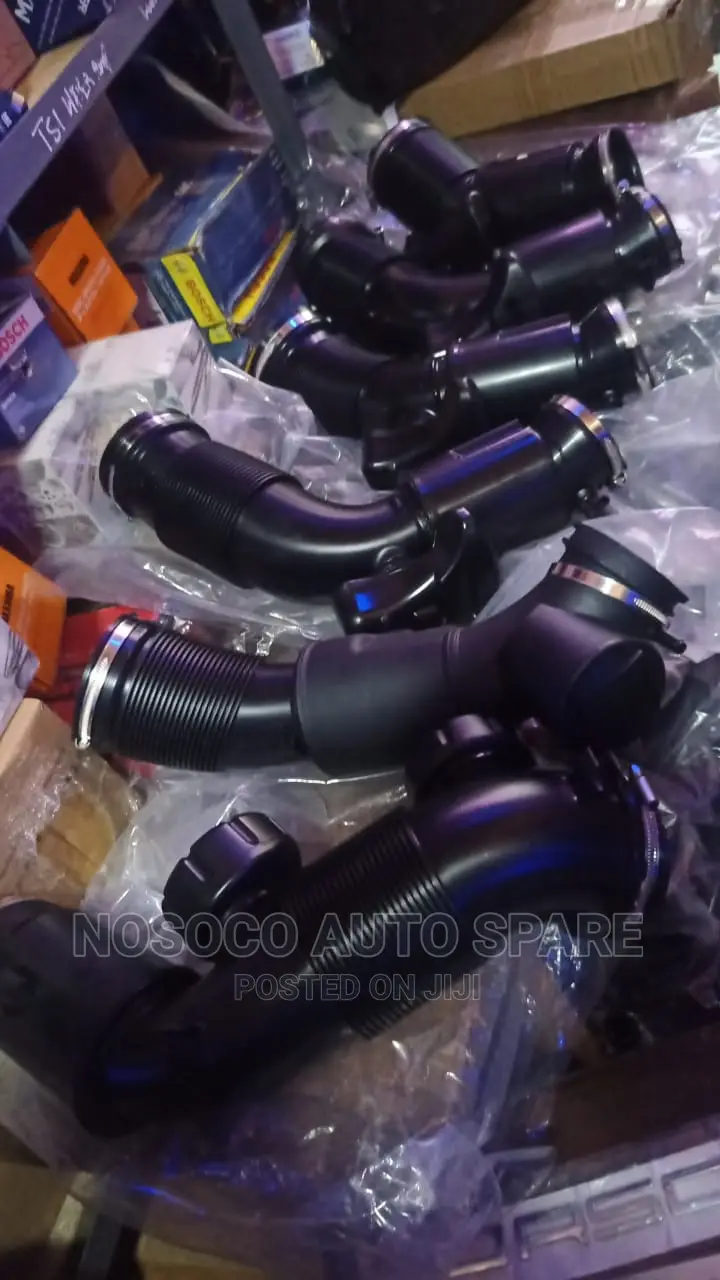 Air Flowmeter Host Audi Q7 2013