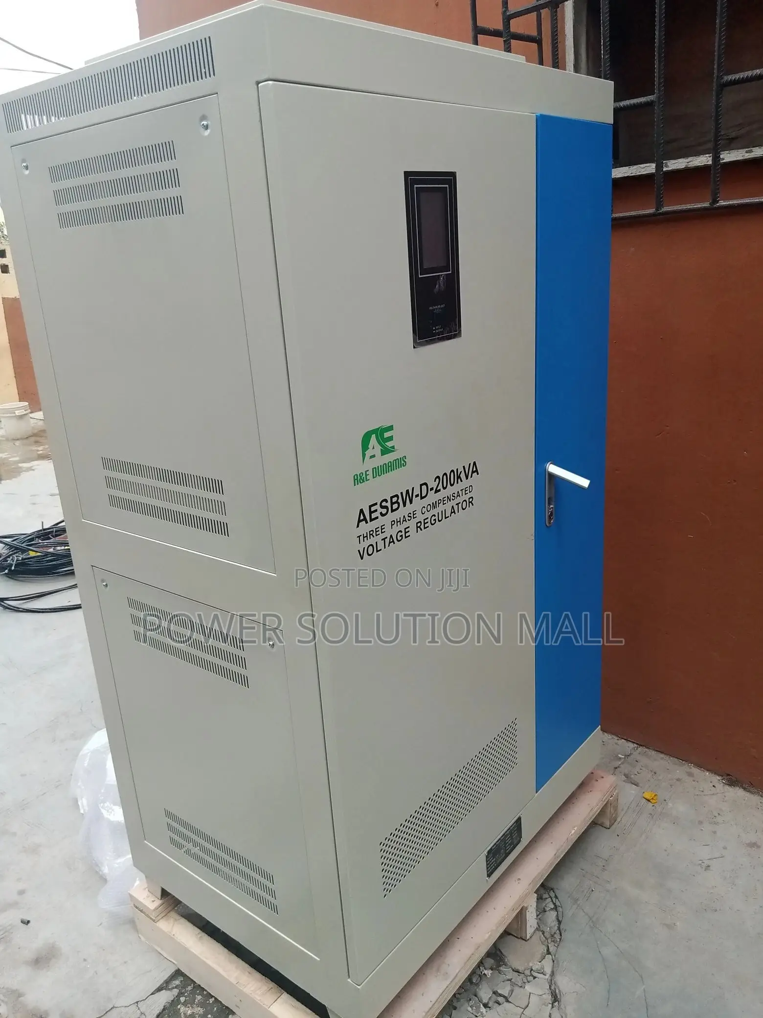 200kva 3-phase Servo Auto Voltage Stabilizer