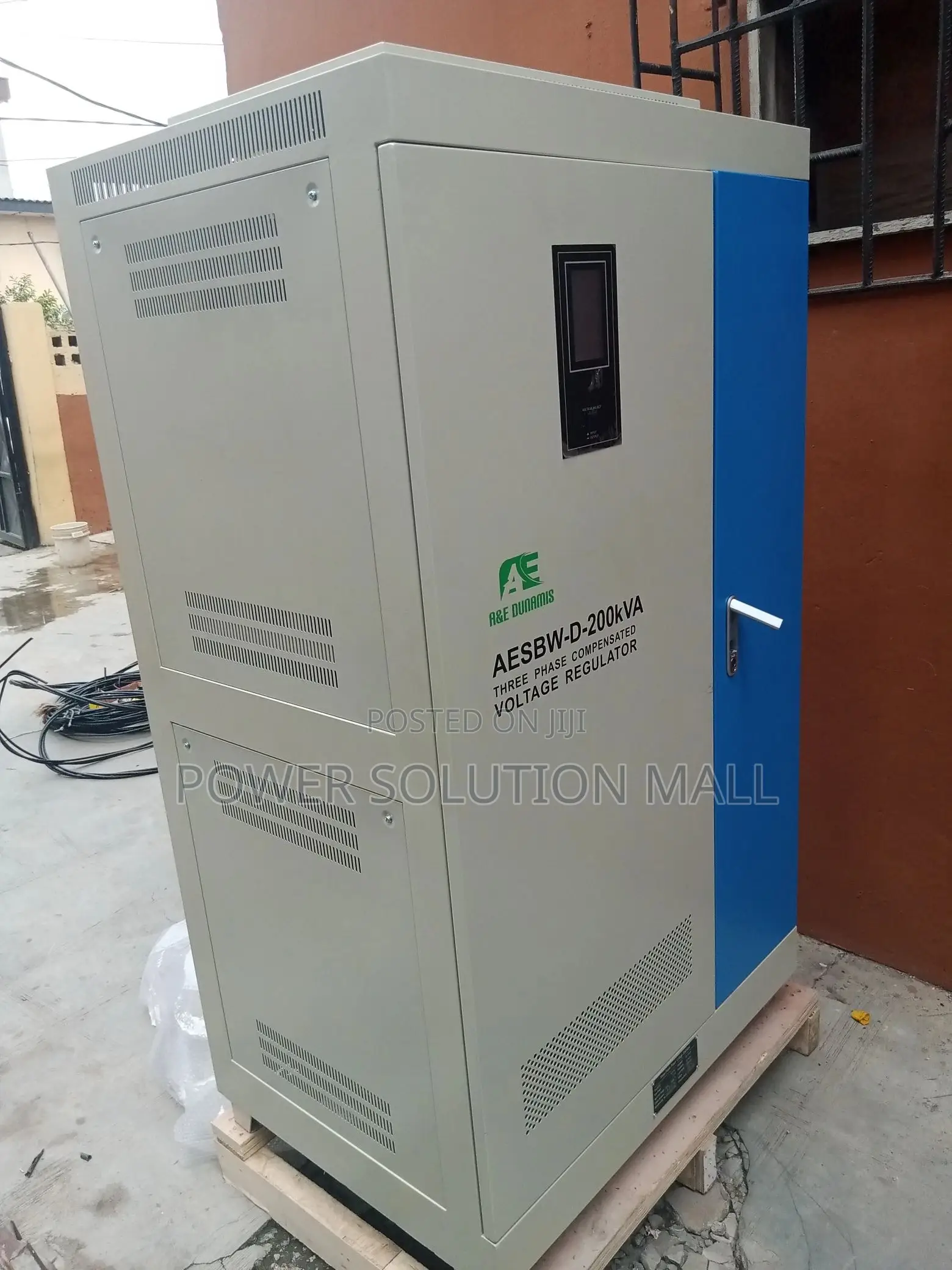 200kva 3-phase Servo Auto Voltage Stabilizer