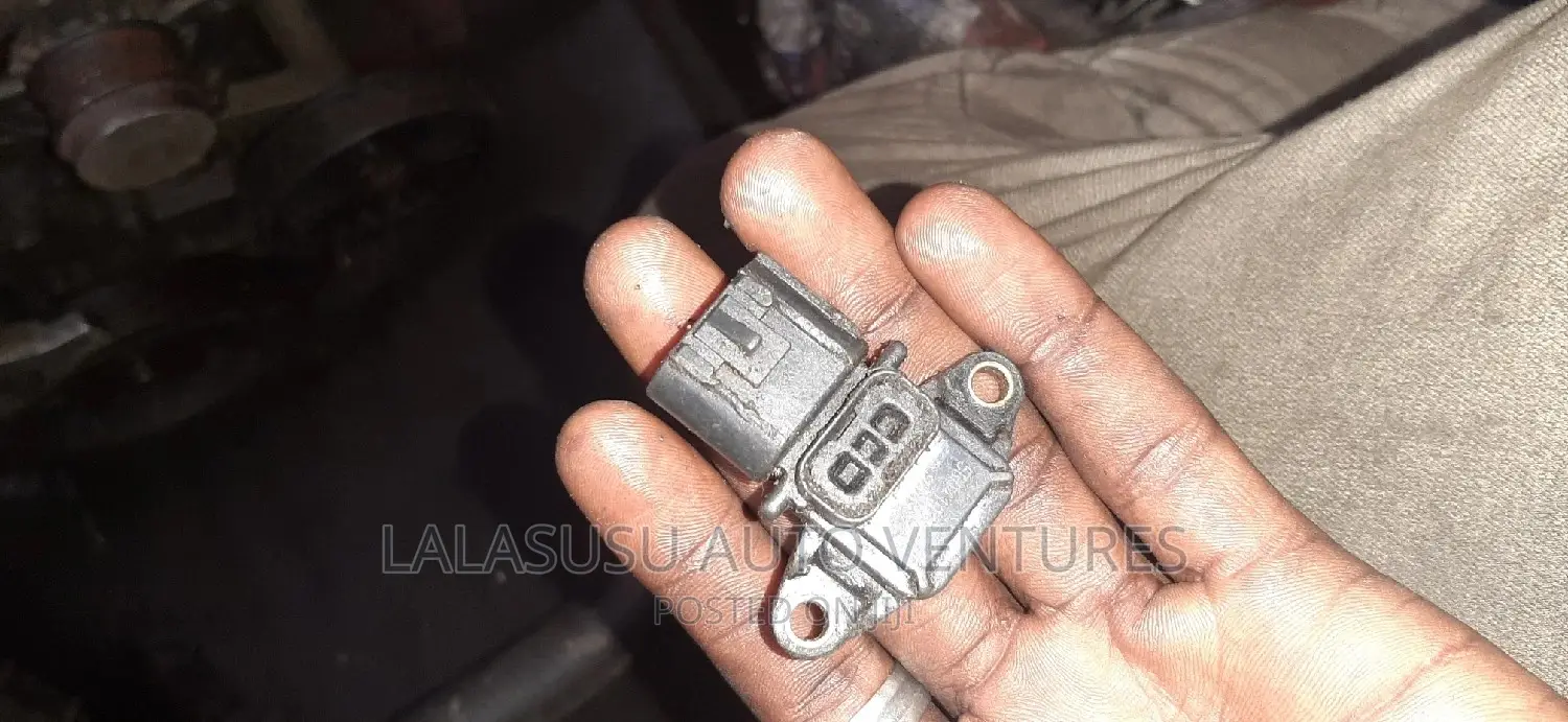Air Flow Meter Liberty and Dodge Caravan, Town and Country