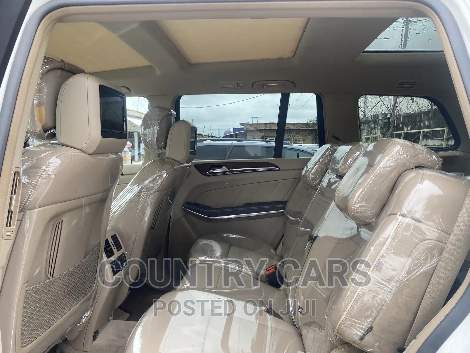 Mercedes-Benz GL-Class 2014 Off white