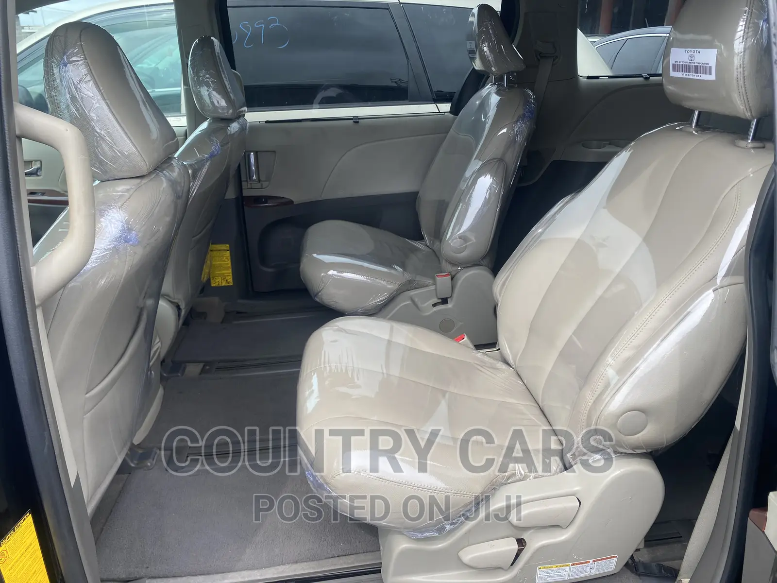 Toyota Sienna XLE 7 Passenger Mobility 2011 Black