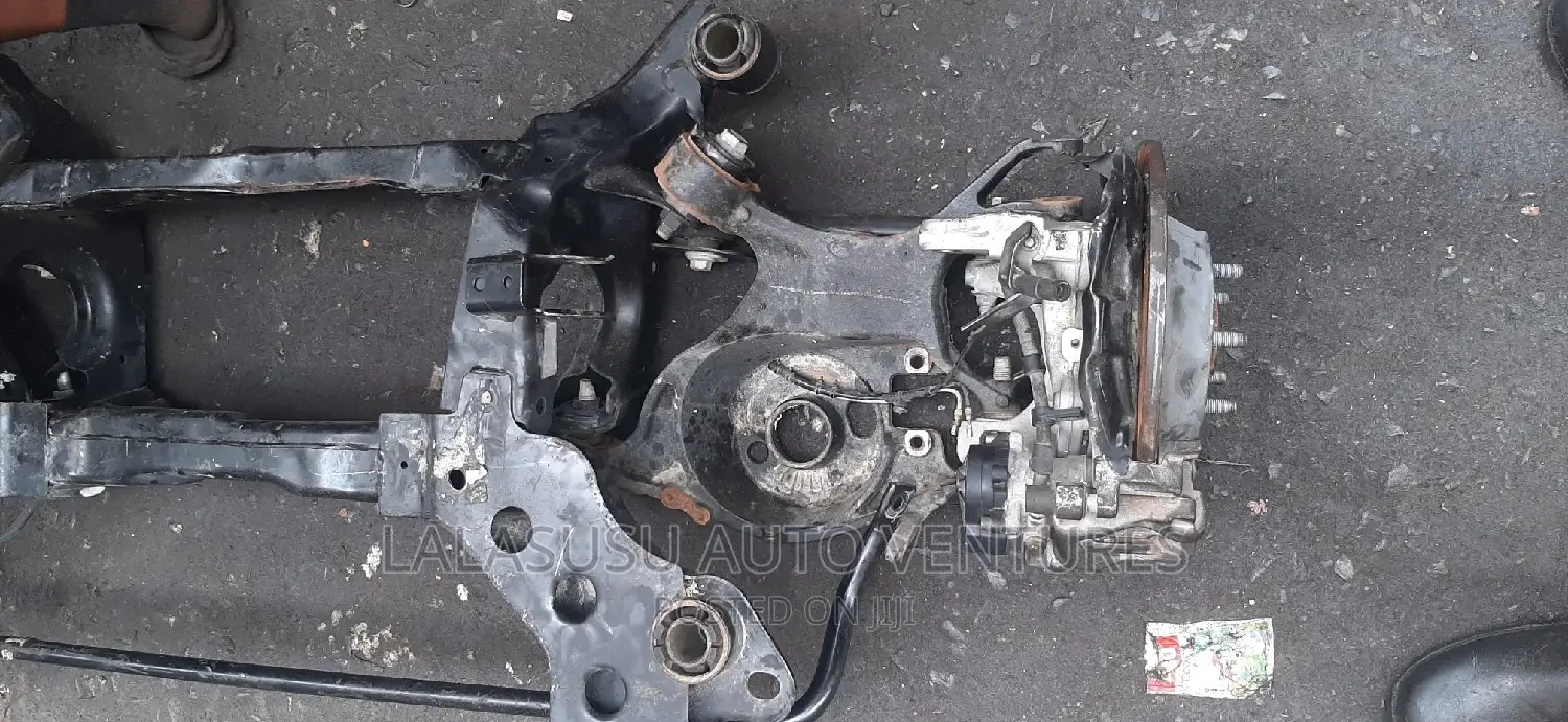 Back Beam and Complete Hub Ford Fusion 2014