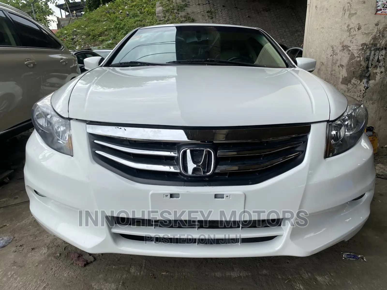 Honda Accord 2011 White