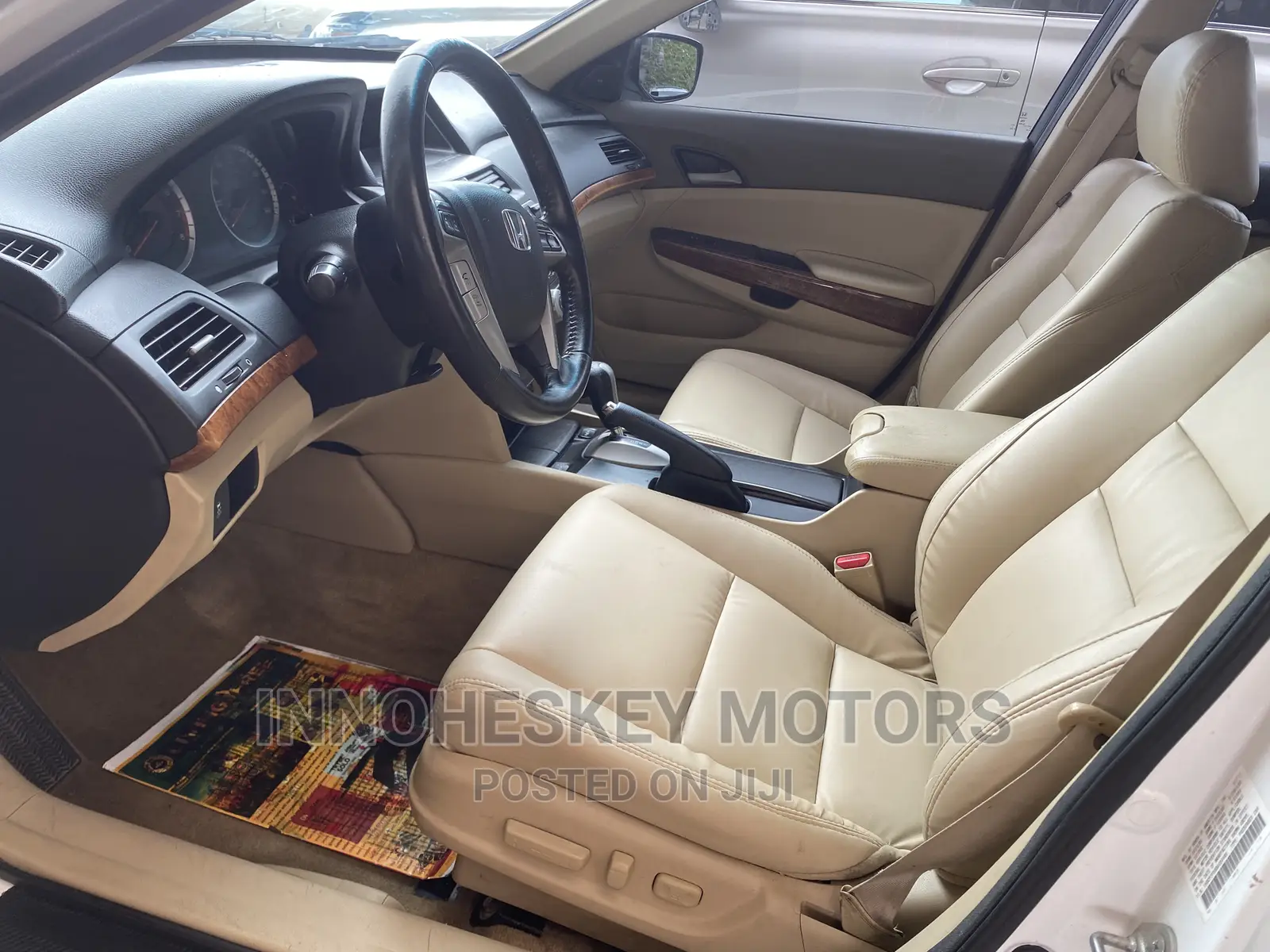 Honda Accord 2011 White