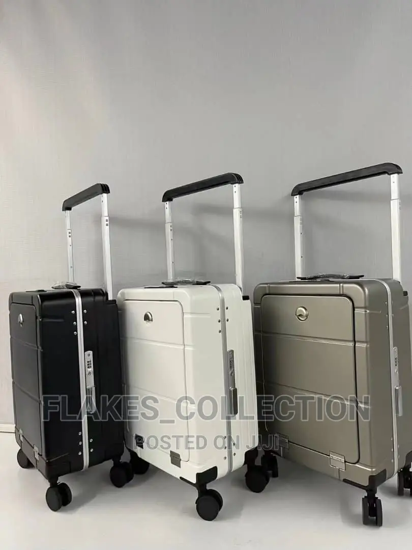 Perfect Luxury Hand Luggage / Cabin Size Box