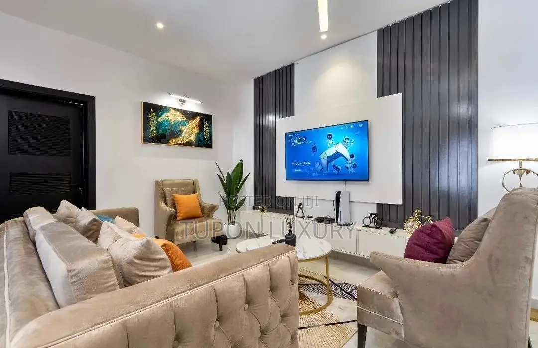 Two Bedroom Apartment With Snooker and Ps5 in Lekki Phase 1