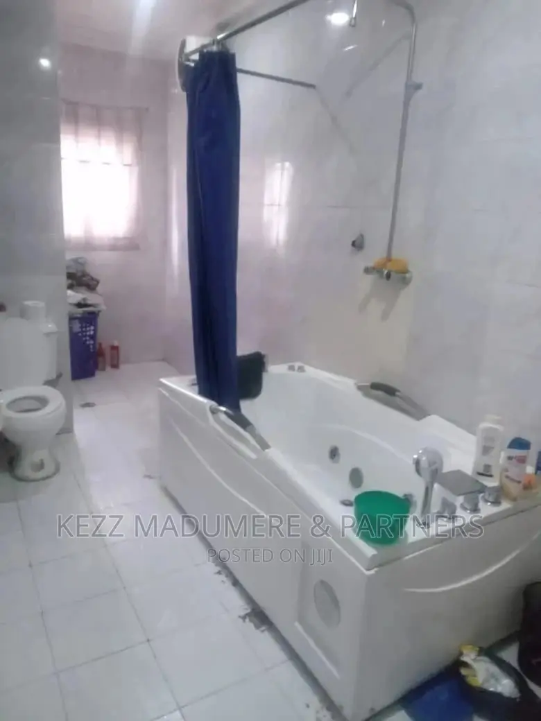 9bdrm Duplex in New Owerri, Imo for sale