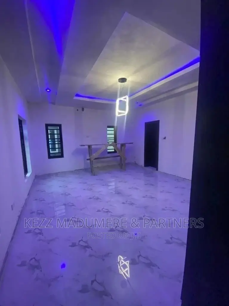 4bdrm Duplex in Dr Peter Odili, Port for sale