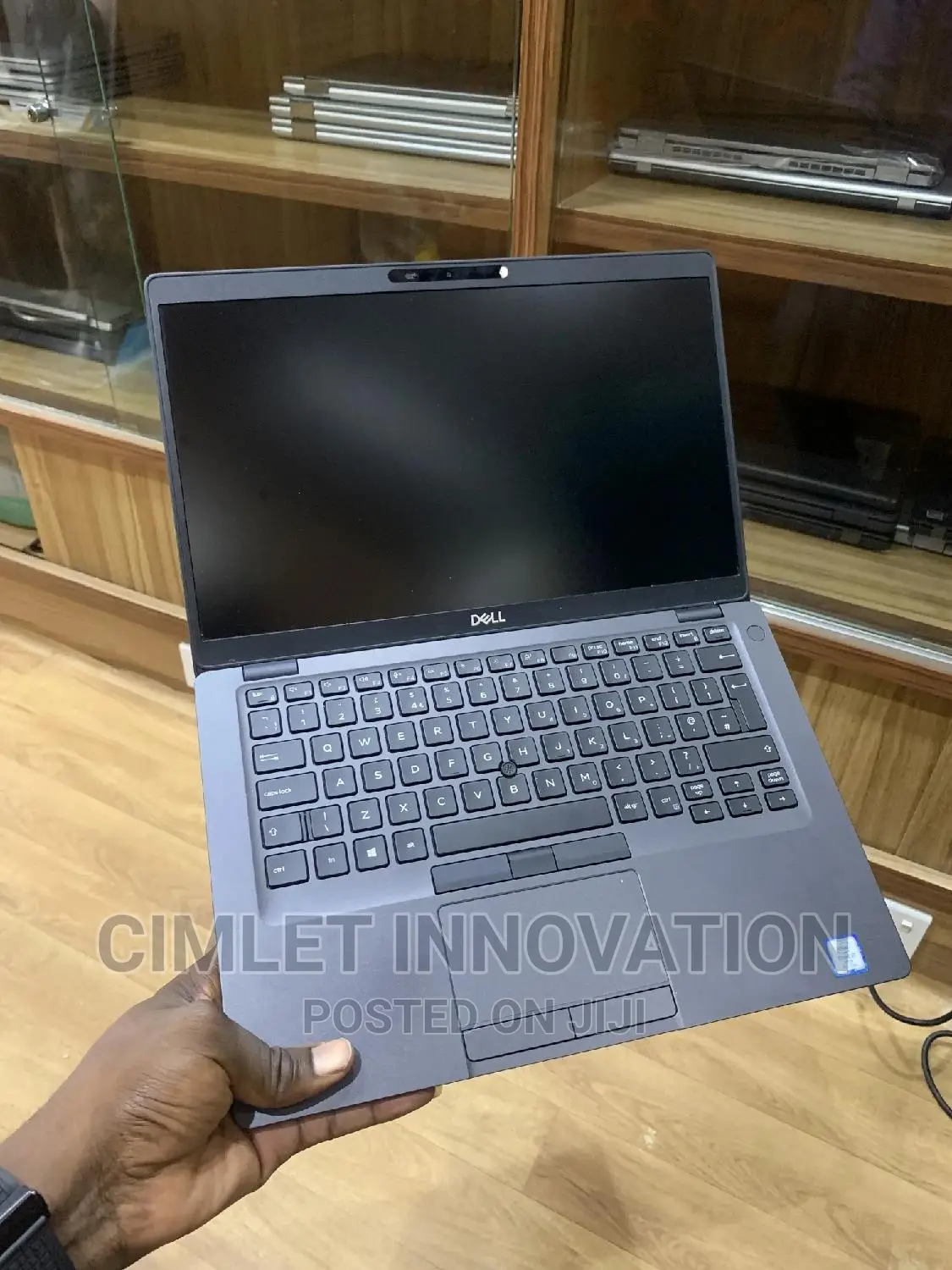 Laptop Dell Latitude 5400 16GB Intel Core I7 SSHD (Hybrid) 512GB