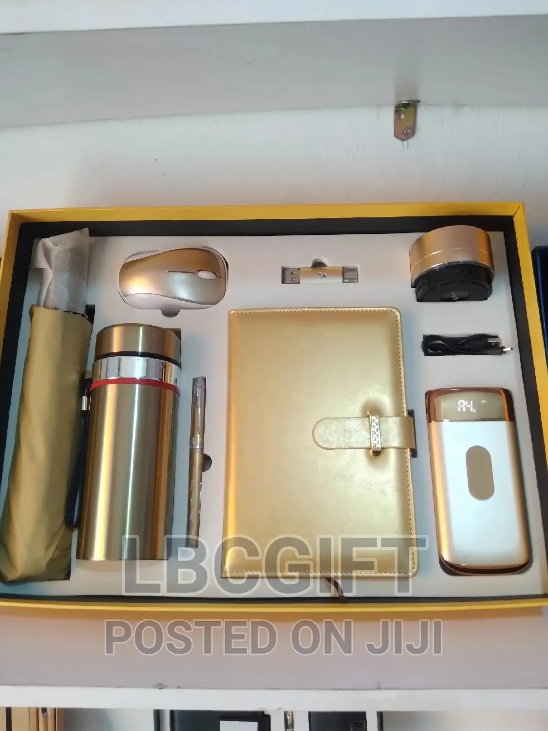 Executive 8 in 1 Corporate Gift Set (Wholesales Only)