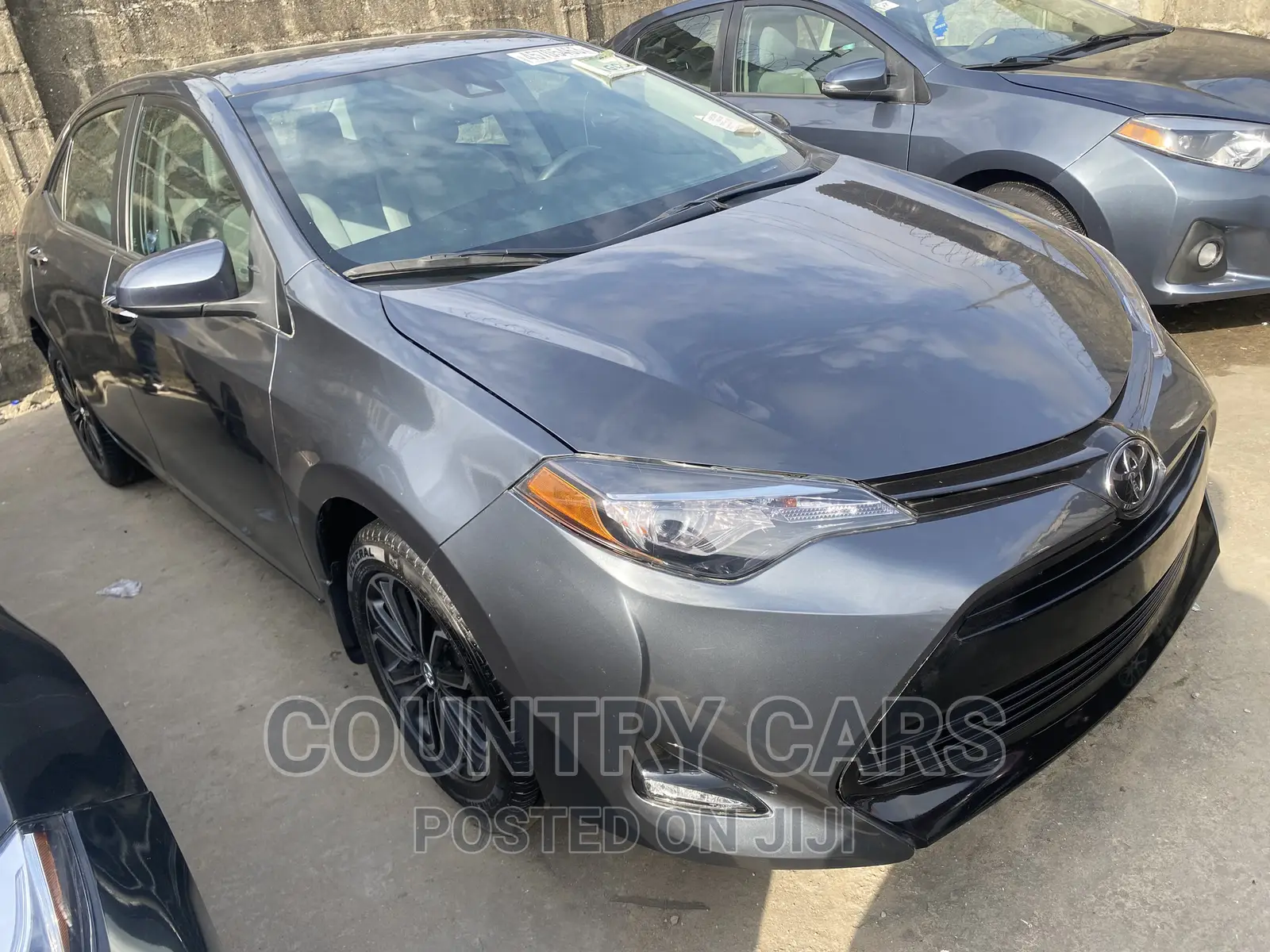Toyota Corolla LE (1.8L 4cyl 2A) 2019 Gray