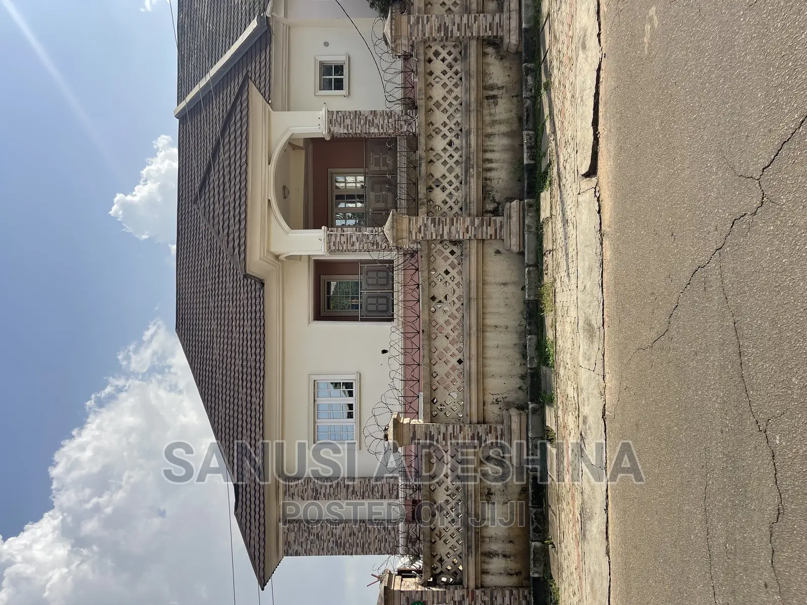 7bdrm Duplex in Wuse Zone 5 Abuja for sale